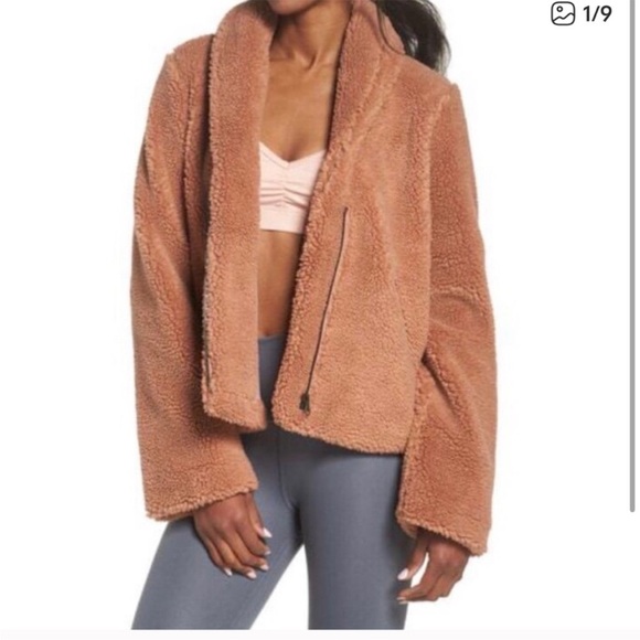 ALO Rosewater Cozy Up Sherpa Jacket Size Large - Picture 3 of 9